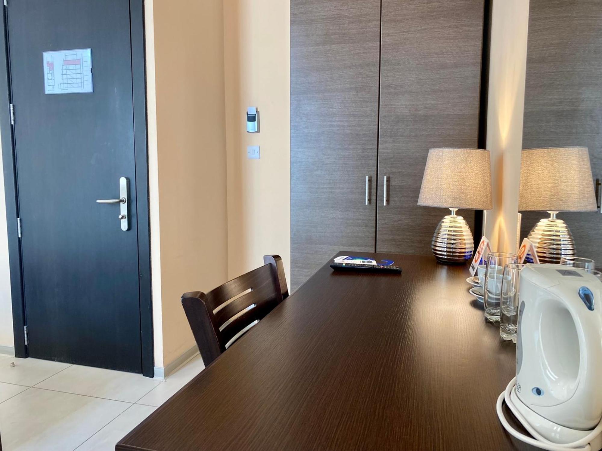 Отель Malta Paradise Central Accomodation Сент Джулианс Экстерьер фото