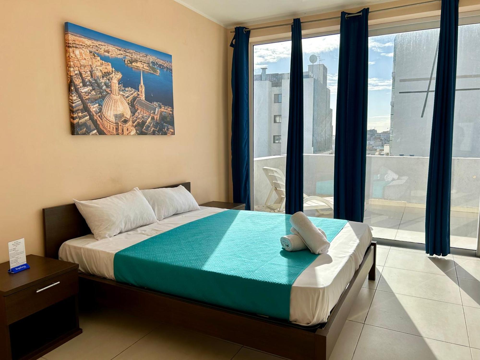Отель Malta Paradise Central Accomodation Сент Джулианс Экстерьер фото